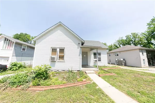 Warrensburg, MO 64093,417 Jackson ST