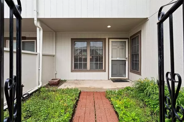 Kansas City, MO 64146,722 E 121st ST