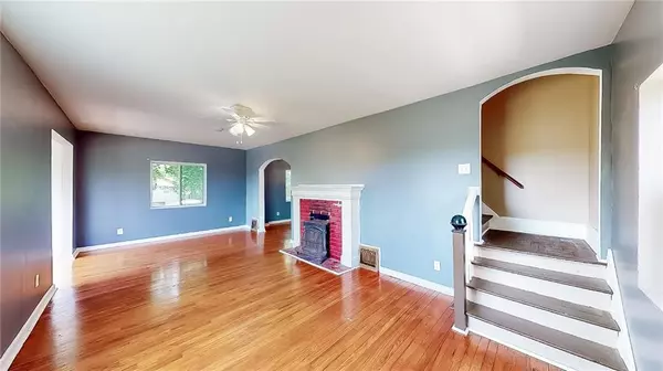 St Joseph, MO 64504,1509 SE Bush RD