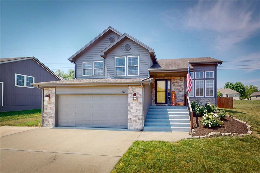 Basehor, KS 66007,808 168th ST