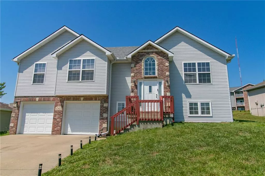 Warrensburg, MO 64093,1242 Cypress CT