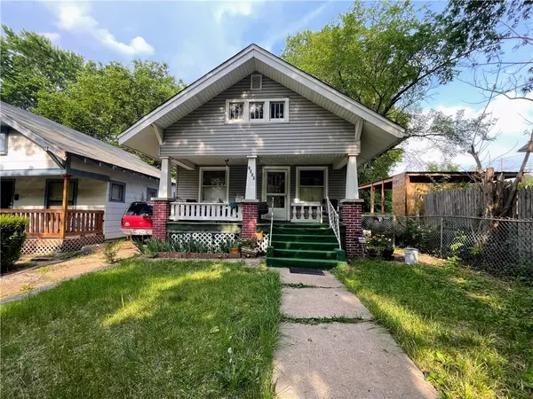 2339 Myrtle AVE, Kansas City, MO 64127