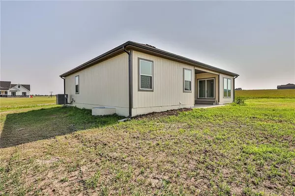 Odessa, MO 64076,6668 Tucker DR