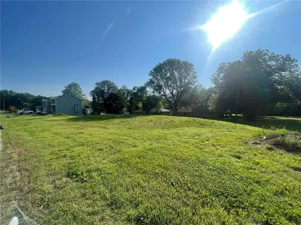 Lot 10 Walnut ST, Eudora, KS 66025