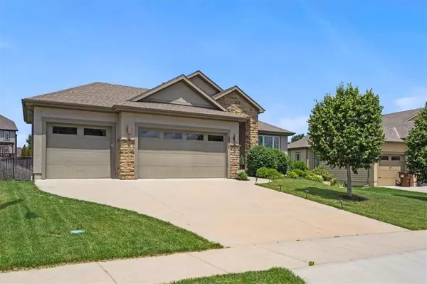 Lawrence, KS 66049,5512 Chamney CT