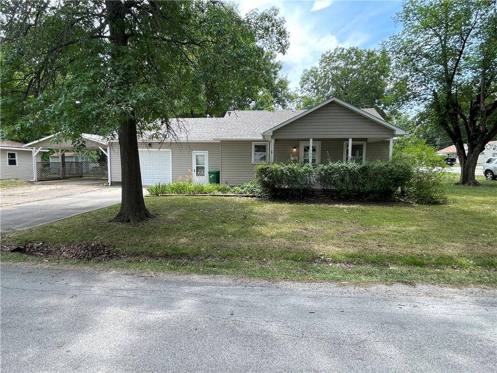 Butler, MO 64730,107 W Lee ST