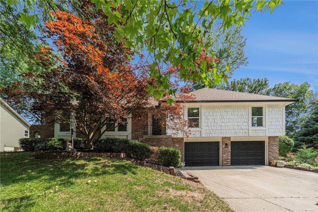 5107 NW 67th ST, Kansas City, MO 64151
