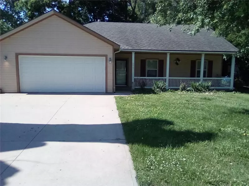 116 E Kansas AVE, Lansing, KS 66043