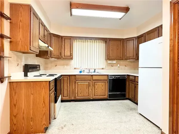 Trenton, MO 64683,1301 E 10th ST