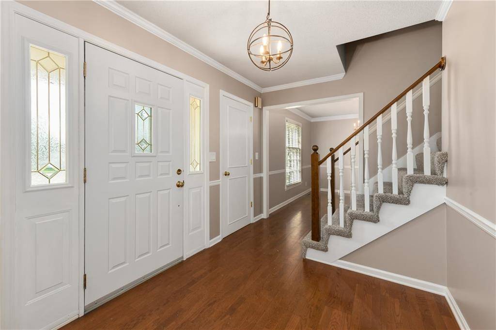 Lenexa, KS 66215,10245 Oakmont CIR