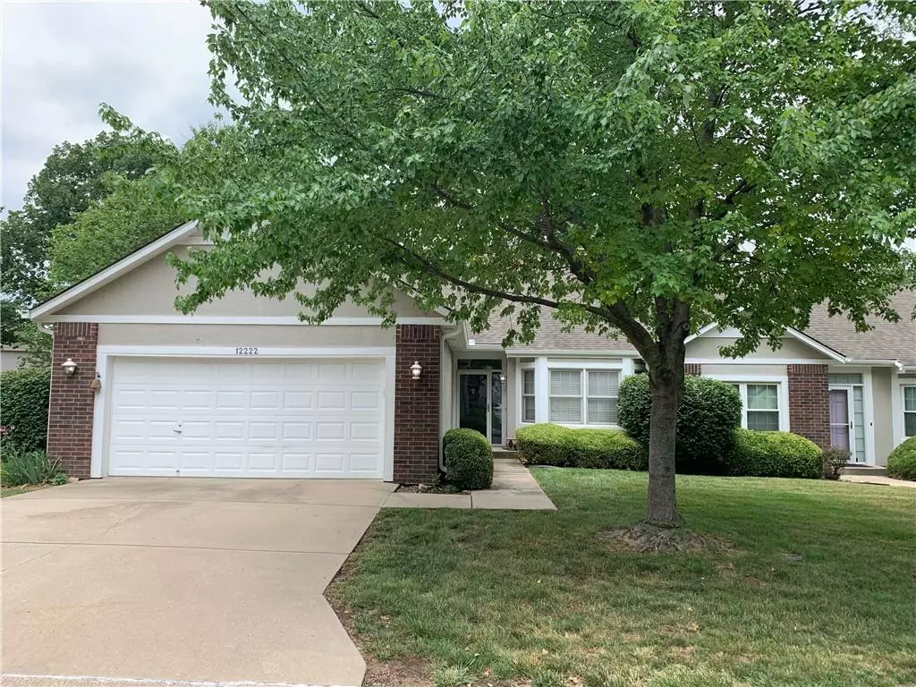 Overland Park, KS 66213,12222 Caenen ST