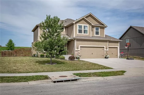 Kearney, MO 64060,1406 Silhouette DR