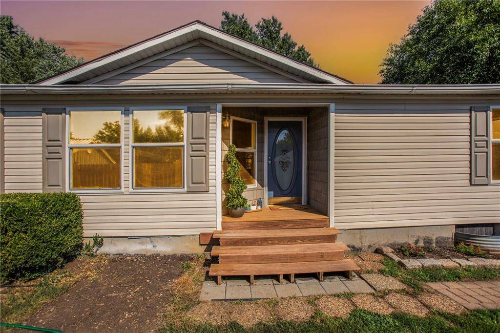 322 Elm ST, Bucyrus, KS 66013