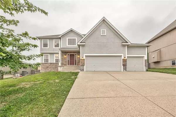 Lansing, KS 66043,1354 Granite ST