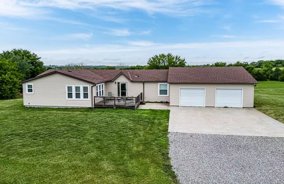 21814 Mclouth RD, Mc Louth, KS 66054