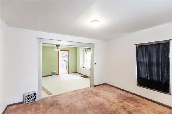 Kansas City, KS 66104,1228 Cleveland AVE