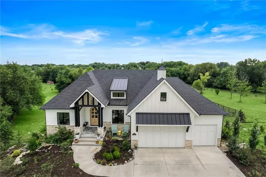 5411 W 208th ST, Bucyrus, KS 66013