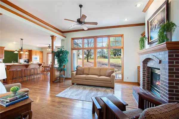 Shawnee, KS 66226,25903 W 69th TER