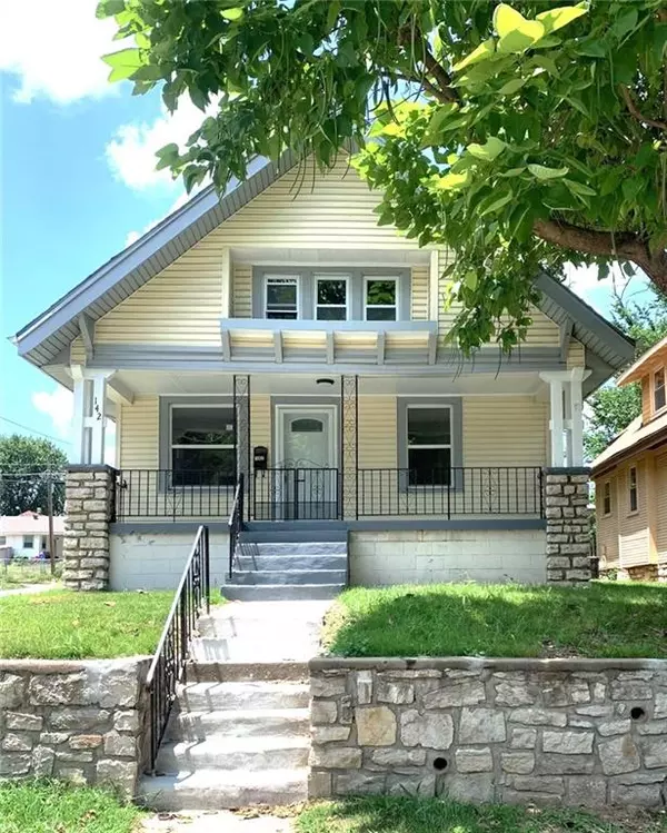 142 Oakley AVE, Kansas City, MO 64123