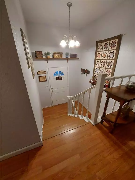El Dorado Springs, MO 64744,3460 S 201 RD