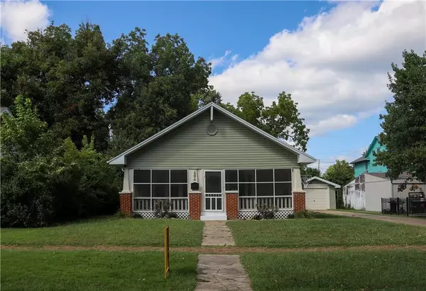 404 W Adams ST, Pittsburg, KS 66762