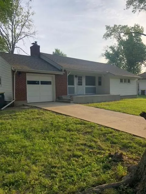 Lansing, KS 66048,113 Woodland RD