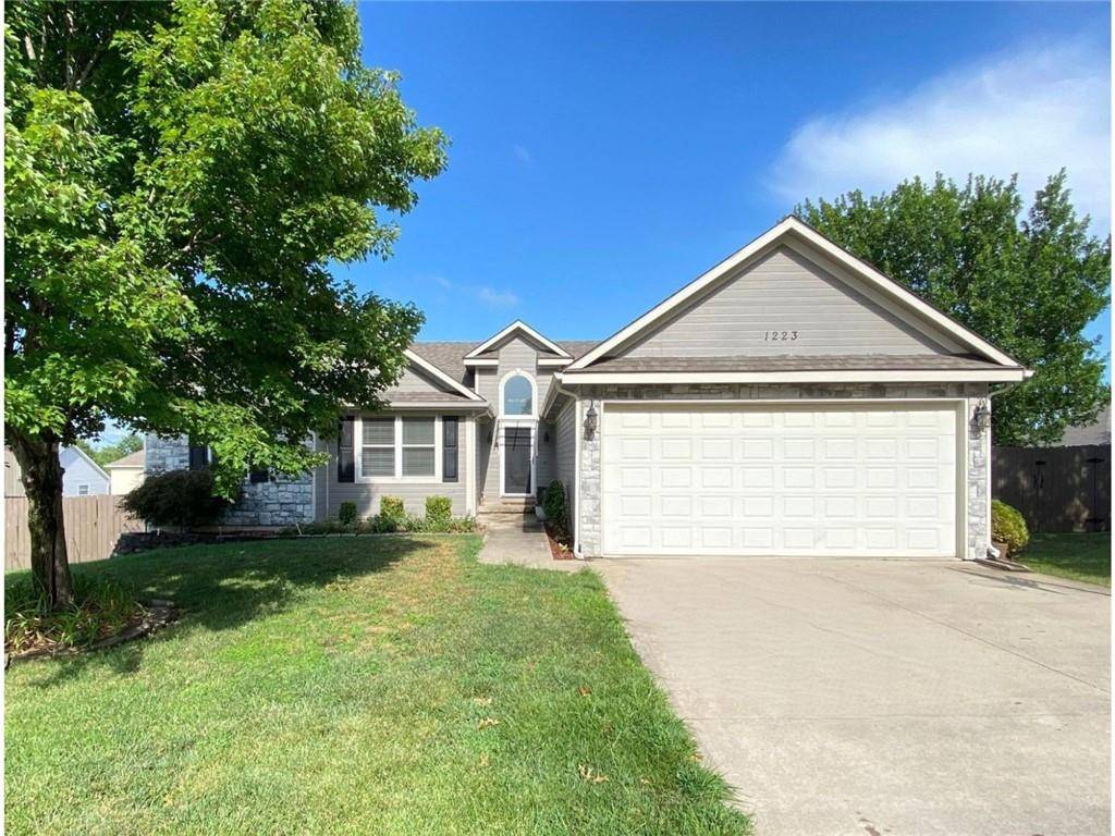 1223 Countryview LN,  Warrensburg,  MO 64093