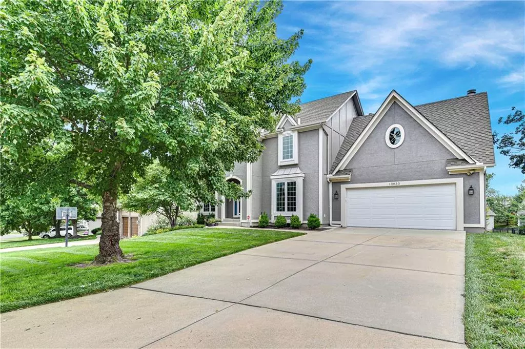 Overland Park, KS 66223,13833 Craig ST