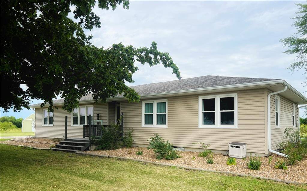 23 SE D HWY, Knob Noster, MO 65336