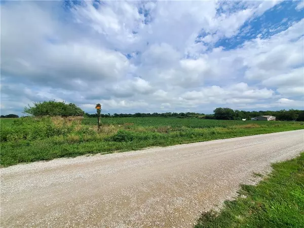 TBD NE 71st RD, Warrensburg, MO 64093