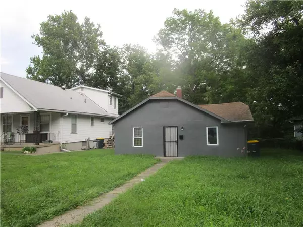 8105 Olive ST,  Kansas City,  MO 64132