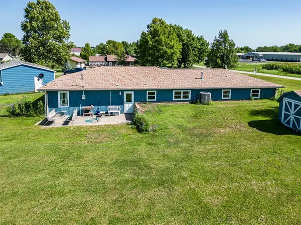 Meriden, KS 66512,469 Donna CIR