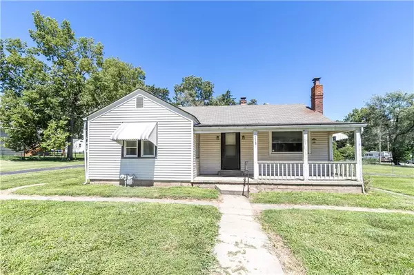 213 E Morse AVE, Bonner Springs, KS 66012