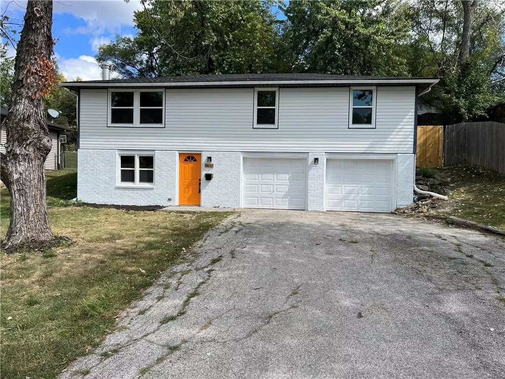 Excelsior Springs, MO 64024,403 Woods ST