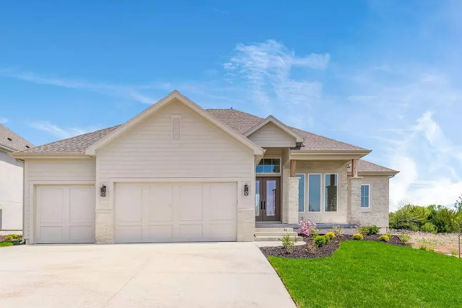 10853 S Shady Bend RD, Olathe, KS 66061