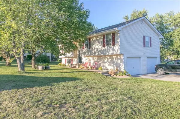 133 NE 1261 RD, Knob Noster, MO 65336