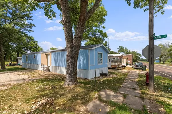 Rantoul, KS 66079,103 N Mcginnis ST