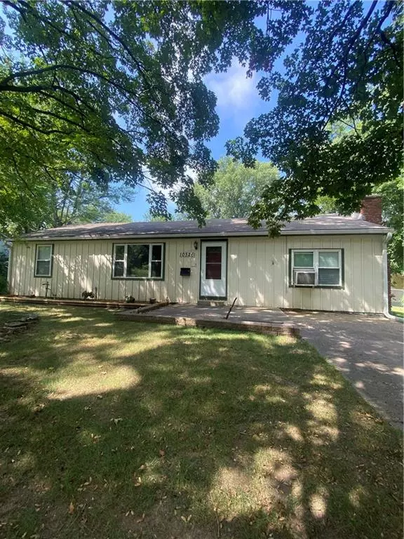 10526 Palmer AVE, Kansas City, MO 64134