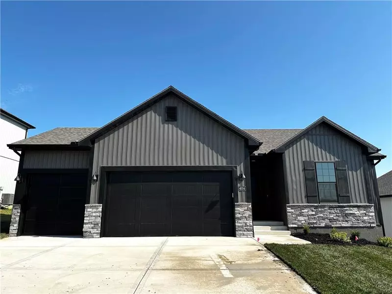 4004 NW 95th TER, Kansas City, MO 64154