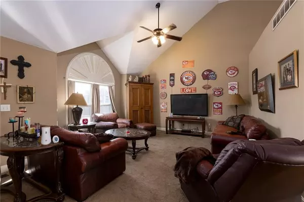 Kearney, MO 64060,412 S Eddie AVE