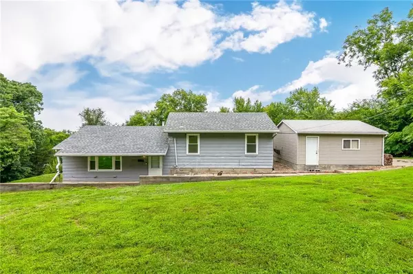 5315 Sawyer ST, St Joseph, MO 64504