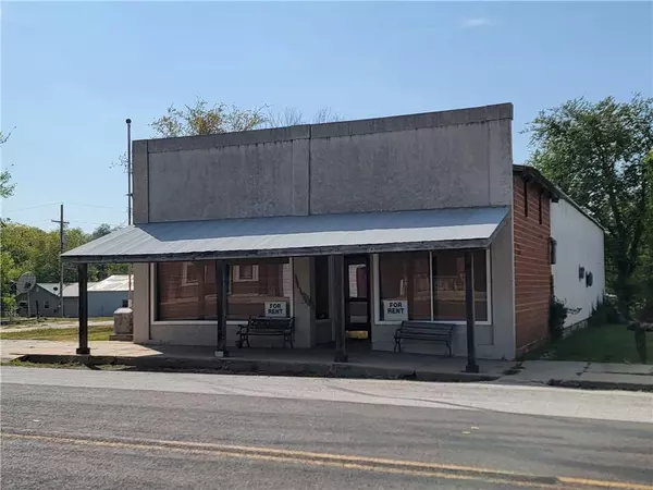 Lane, KS 66042,408 S Kansas AVE