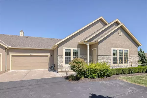 15597 S Church ST #1901, Olathe, KS 66062