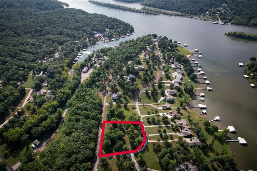 Lot 39 & 40 Oxbow DR, Warsaw, MO 65355