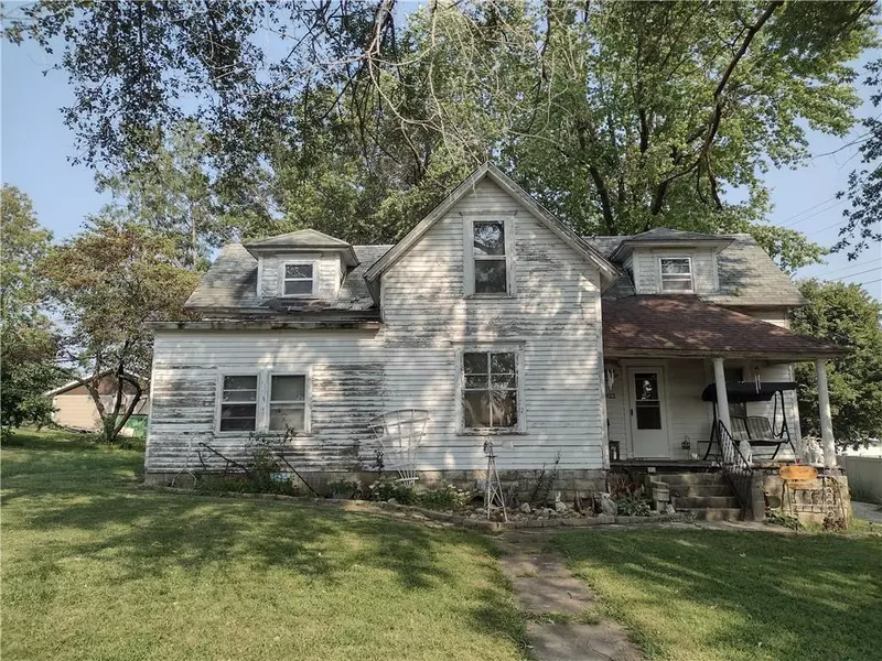 423 Second ST, Barnard, MO 64423