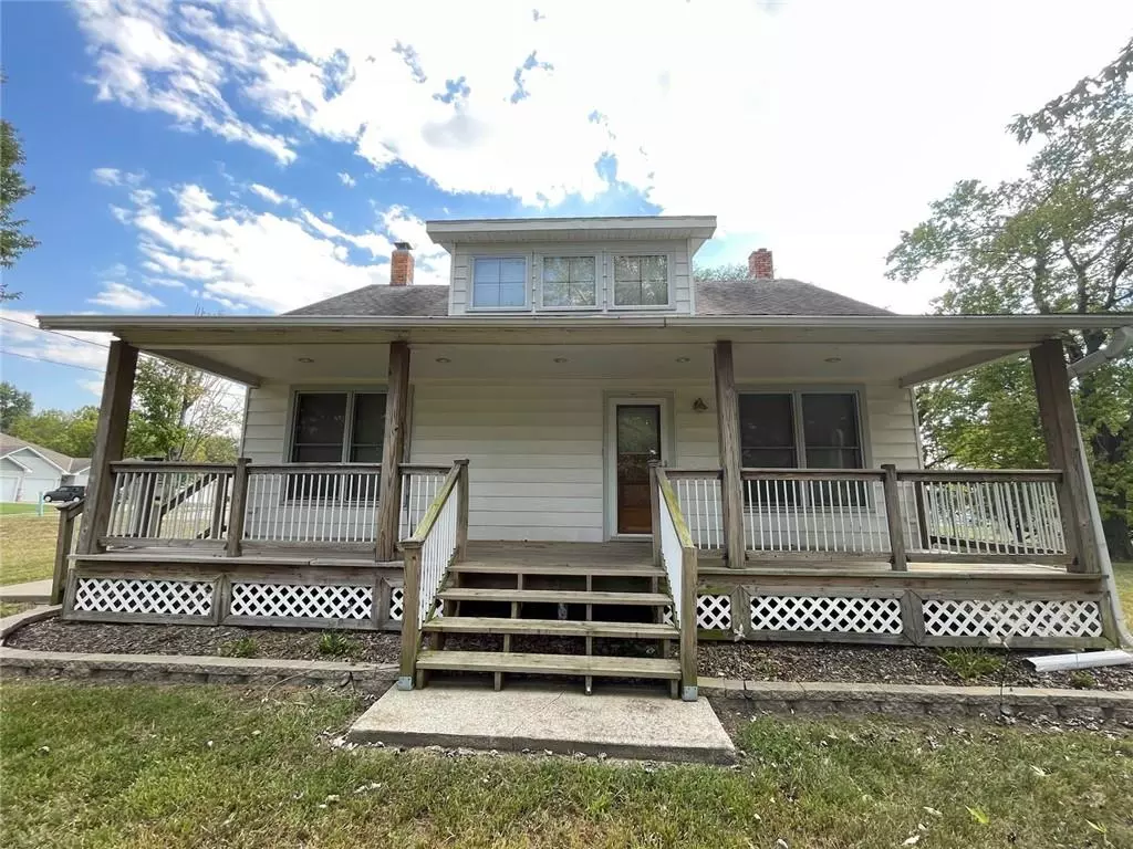 Warrensburg, MO 64093,618 W Clark ST