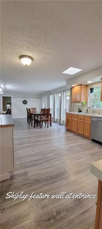 Warsaw, MO 65355,16264 Walnut Grove RD