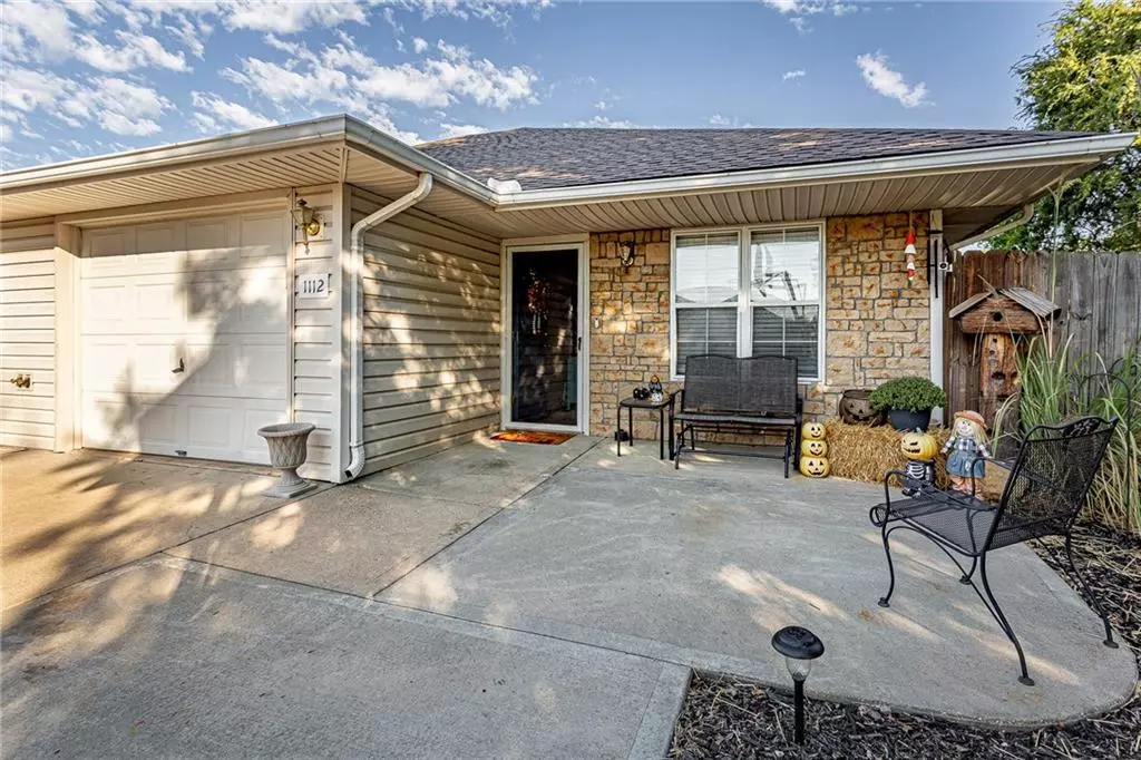 Grain Valley, MO 64029,1112 Ephraim DR