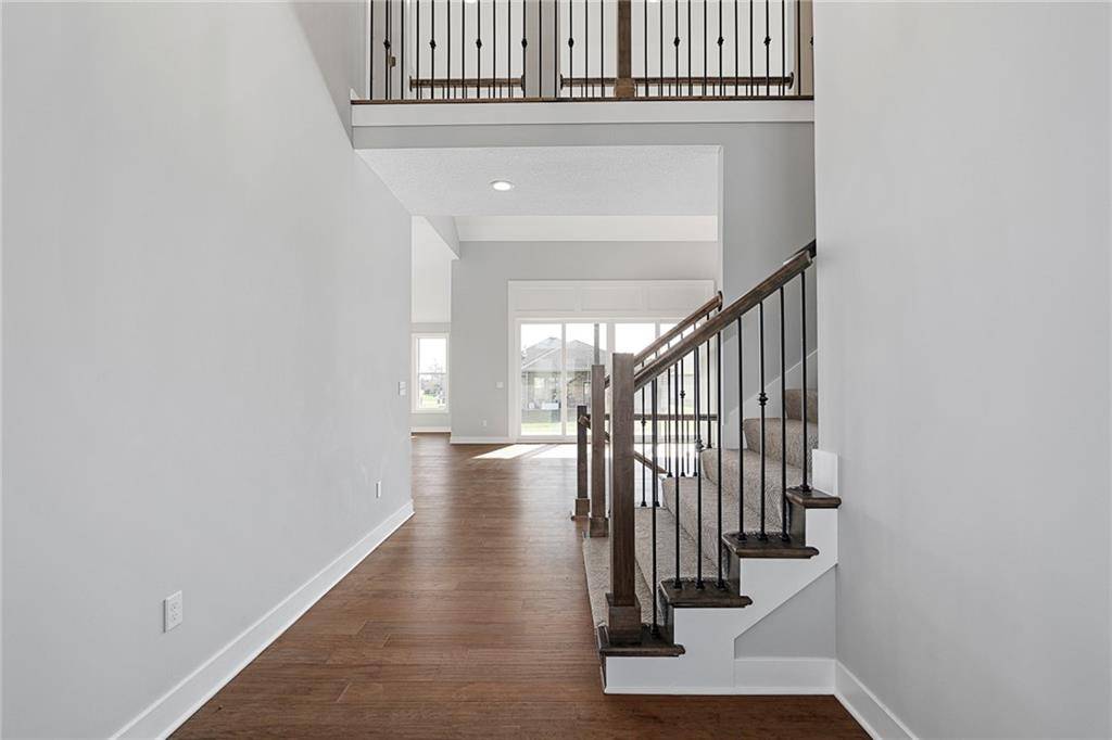 Lenexa, KS 66227,22649 W 87th TER