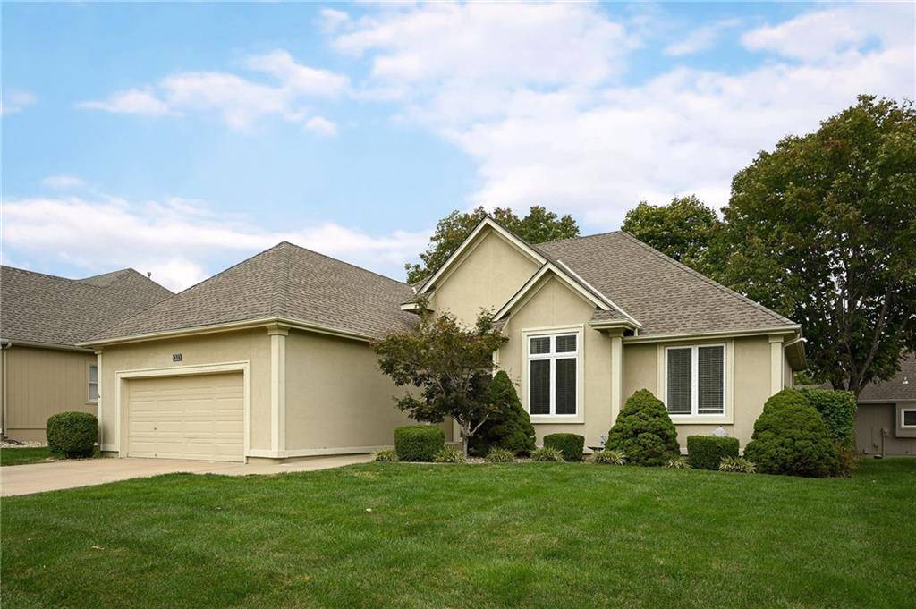 Lee's Summit, MO 64064,428 NE Thornberry PL